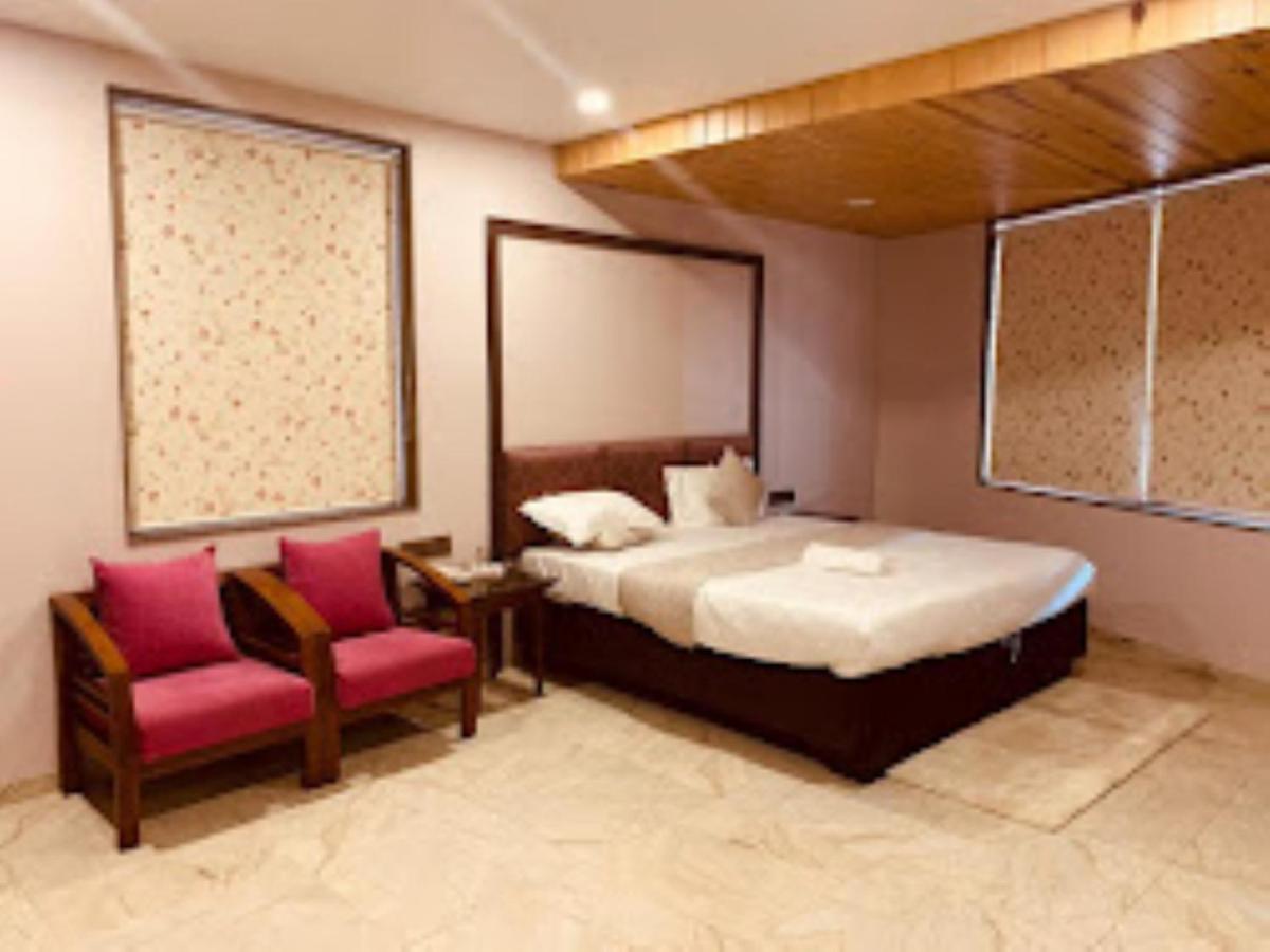 Hotel Radhe Ānand 외부 사진